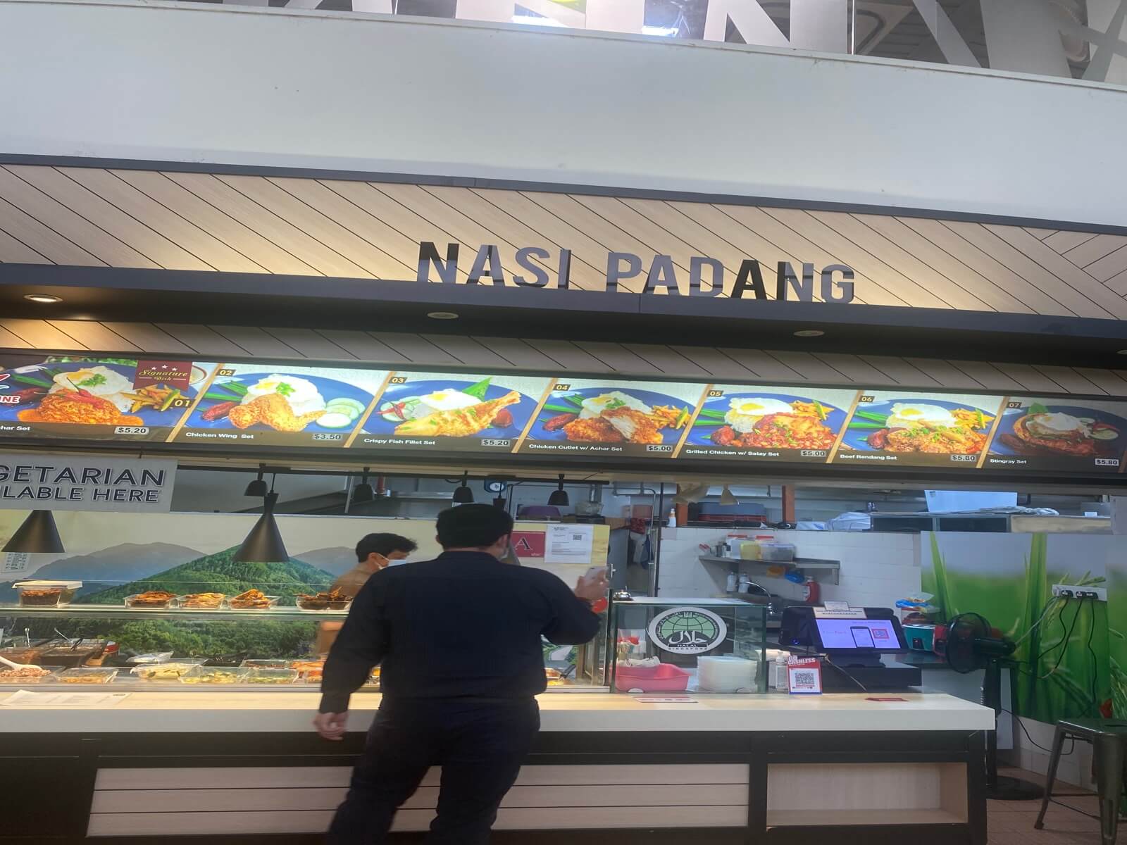 Nasi padang in a crowded university