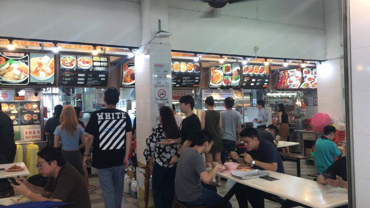 Partially Equipped Heavy Lunch Crowd Stall For Rent