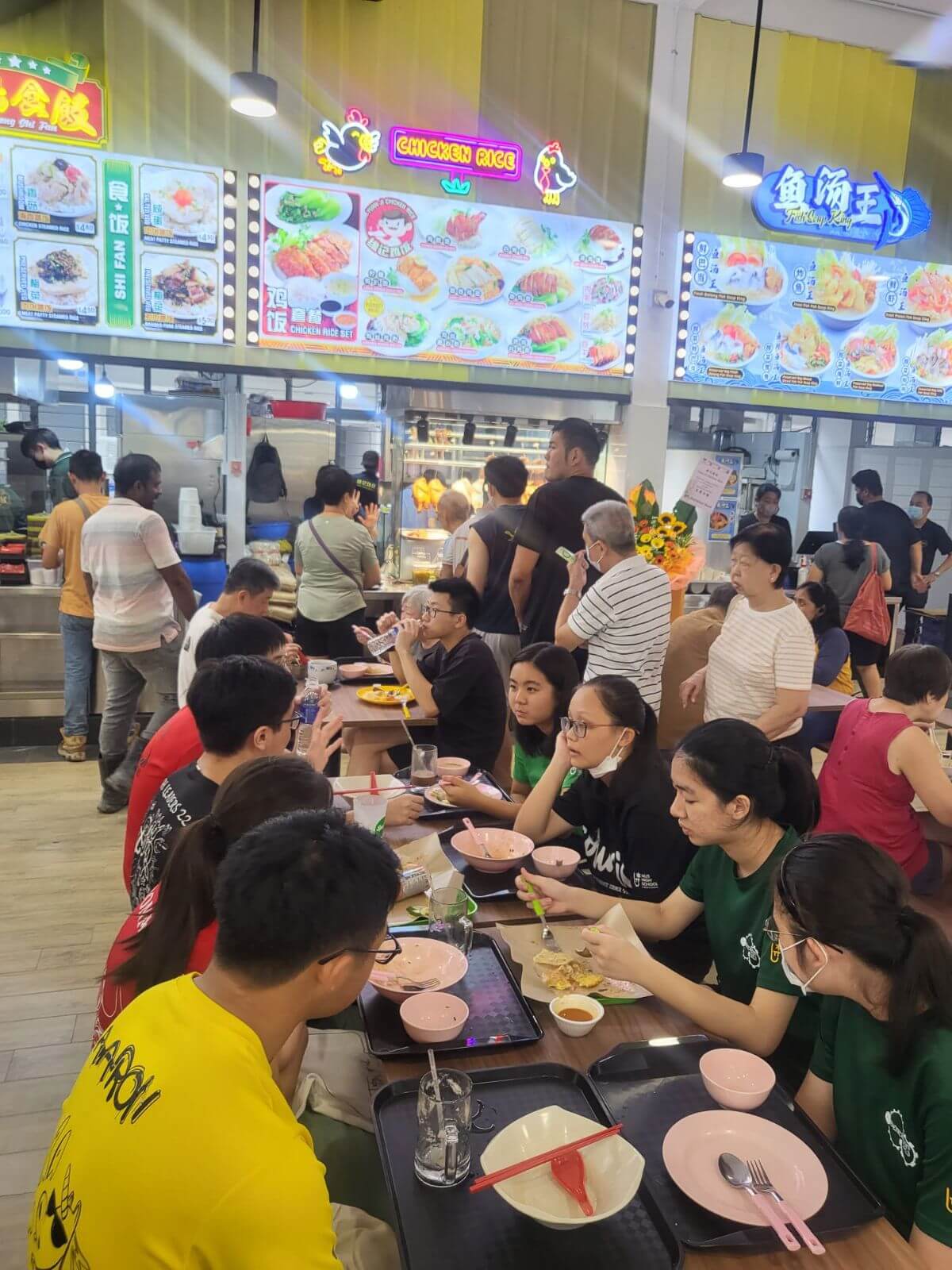 ONE NOODLE STALL LEFT @ BRAND NEW COFFEESHOP - CLEMENTI AVENUE 1 