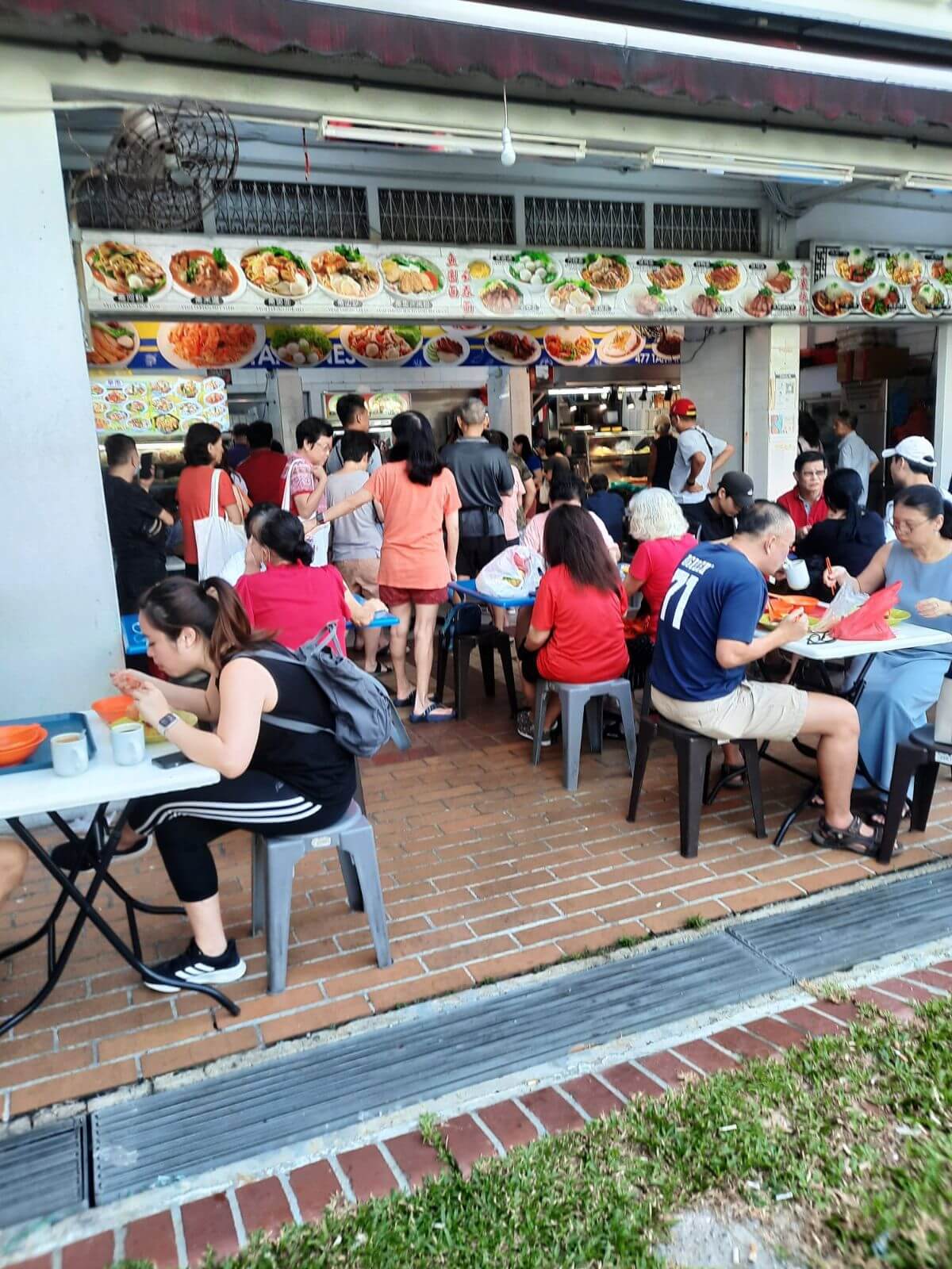 profitable chicken rice/roasted delight stall for rent 