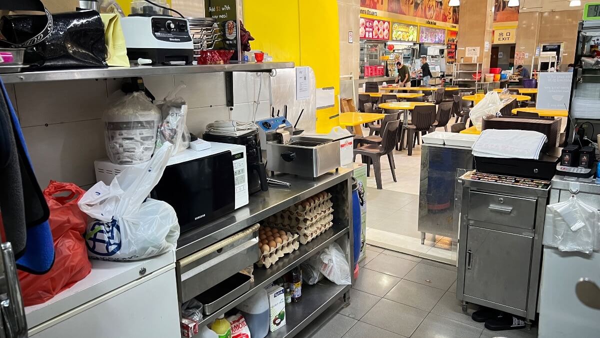 (No Contract) Food stall in kaki bukit for takeover