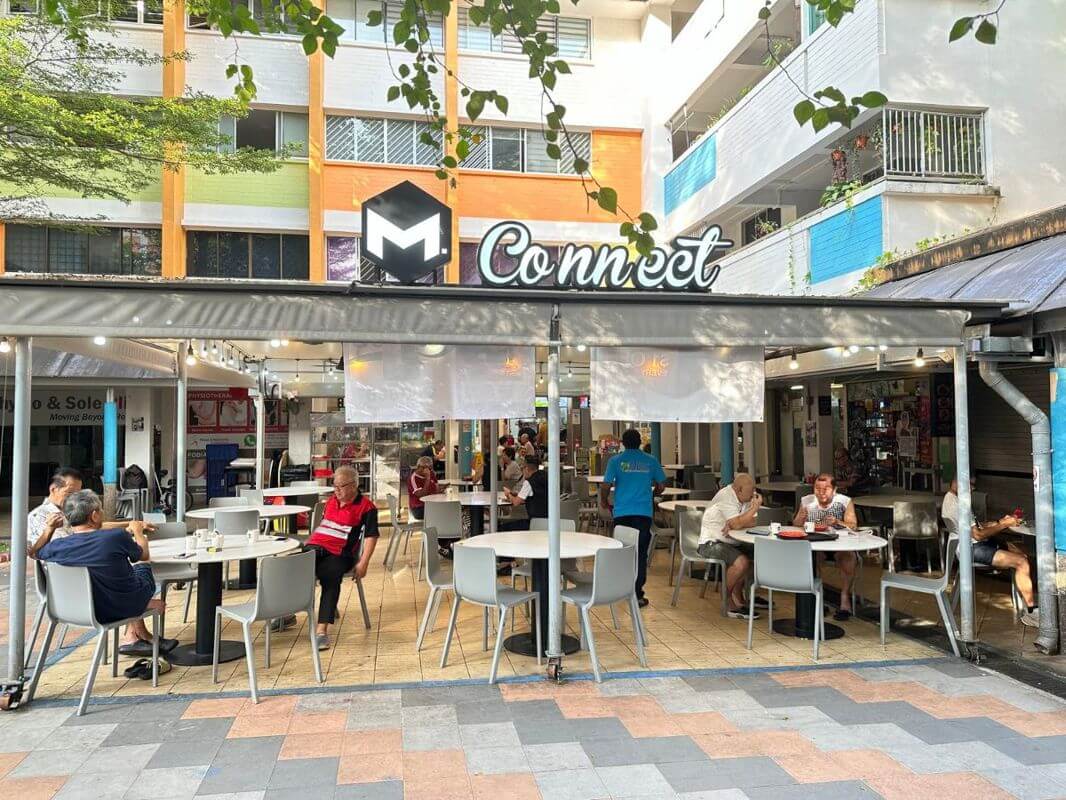 A neighborhood coffeeshop located behind Khatib MRT station has a vacant stall for rent 