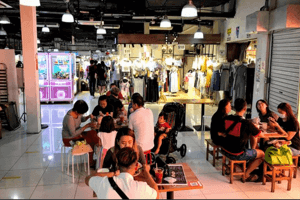 Bugis Street Level 3 Air-Conditioned with Seating Area - 2 Stalls for Takeover