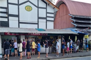 Stall at Tanglin Halt road 