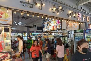 Big License Food Stall / Kiosk For Rent @  Woodlands Rise