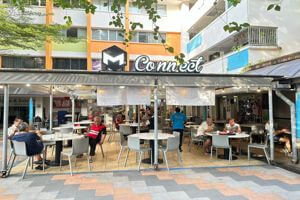 A neighborhood coffeeshop located behind Khatib MRT station has a vacant stall for rent 