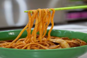 Ongoing Popular Noodle Stall for take over